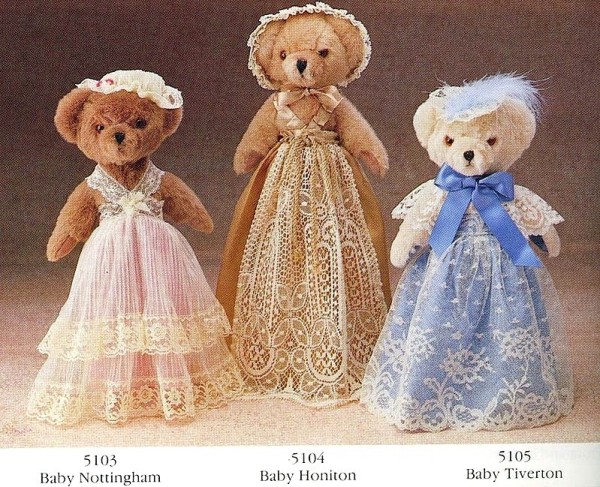 Peggy Nisbet Dolls - A Collector's Guide and illustrated listing